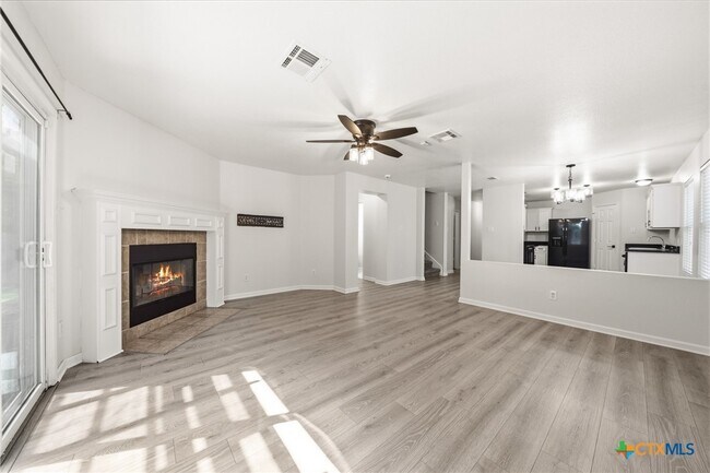 Building Photo - 5304 Oster Dr