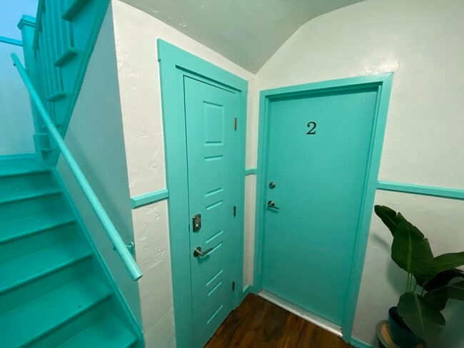 Building Photo - 715 2nd Ave S