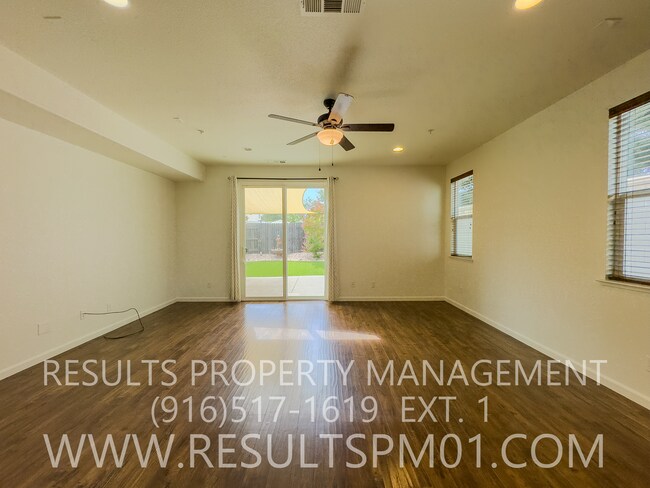 Building Photo - Upgraded West Roseville 4 Bed 3 Bath in Ga...