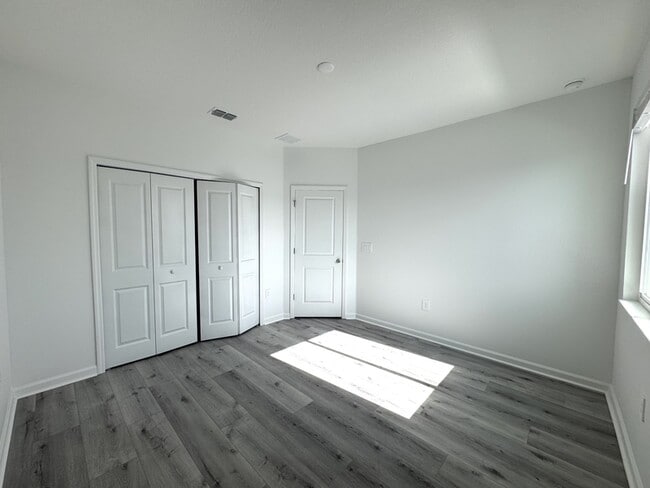 Building Photo - 336 Nine Iron Dr