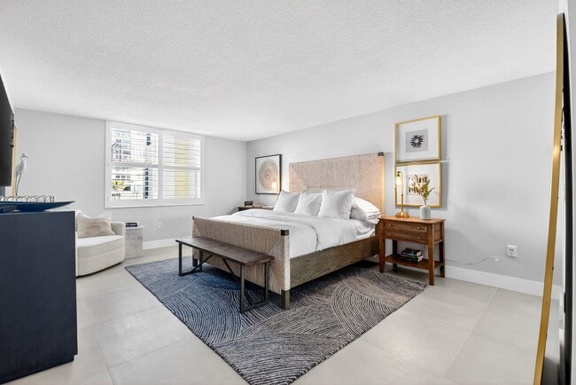 Building Photo - 3456 S Ocean Blvd