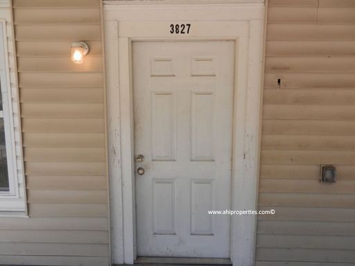 Building Photo - 3827 40th Avenue North Unit B