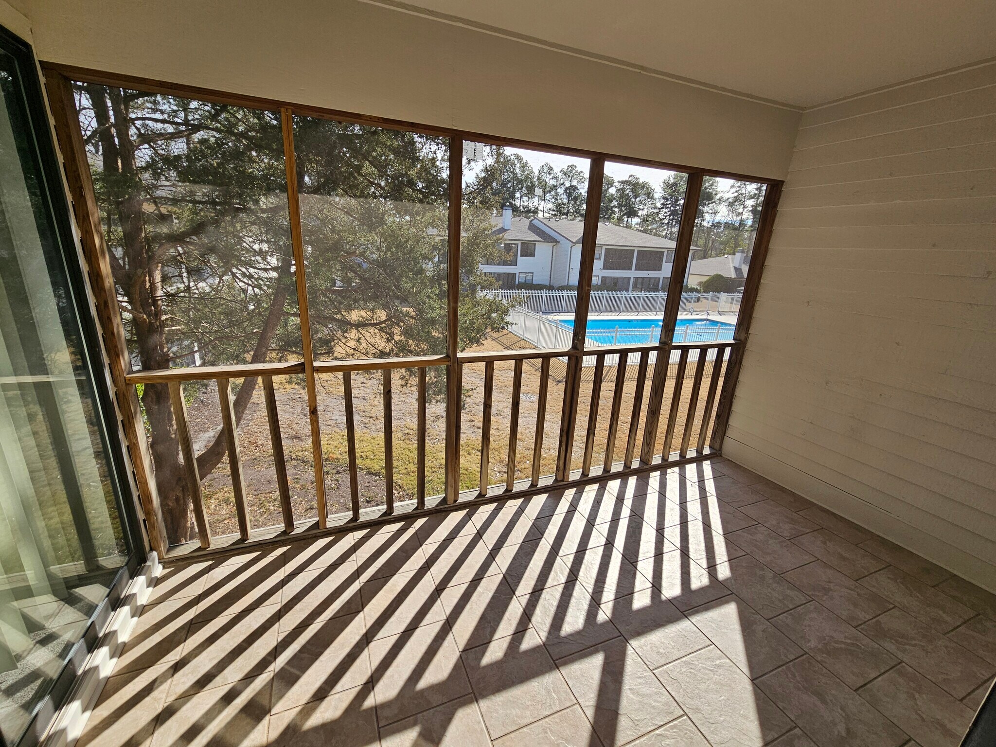 Building Photo - 1507 Military Cutoff Rd