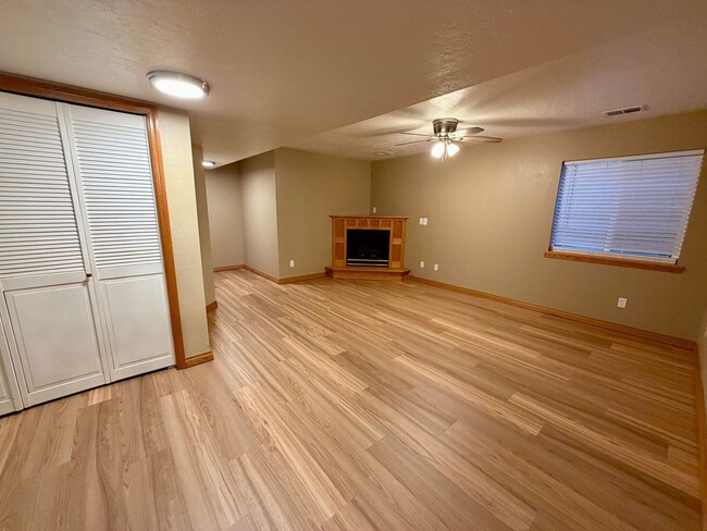 Building Photo - 3351 35th St