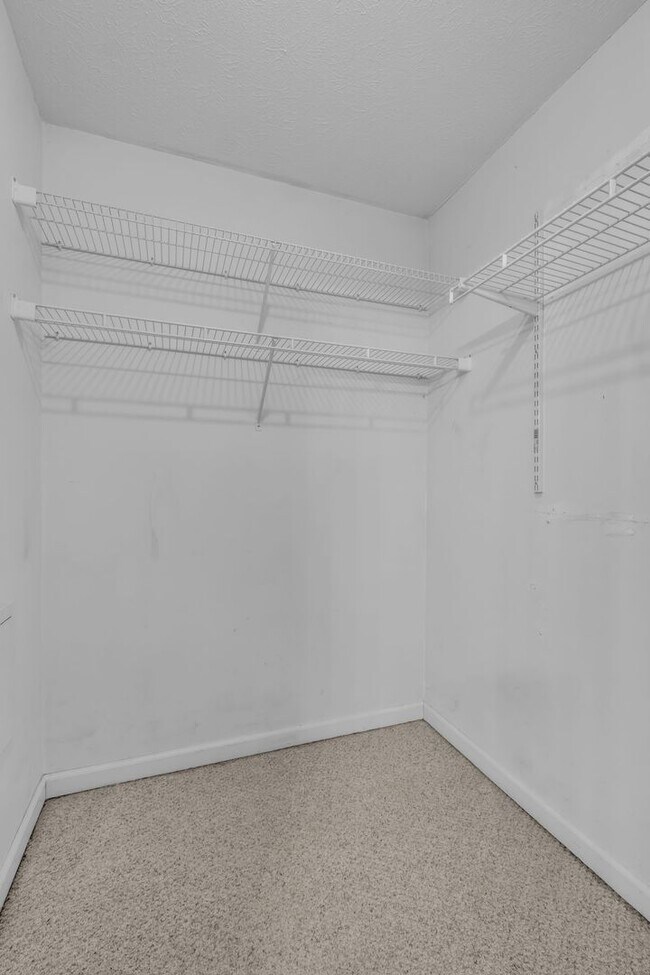 Building Photo - FOR LEASE - SINGLE FAMILY HOME IN HERMITAGE!