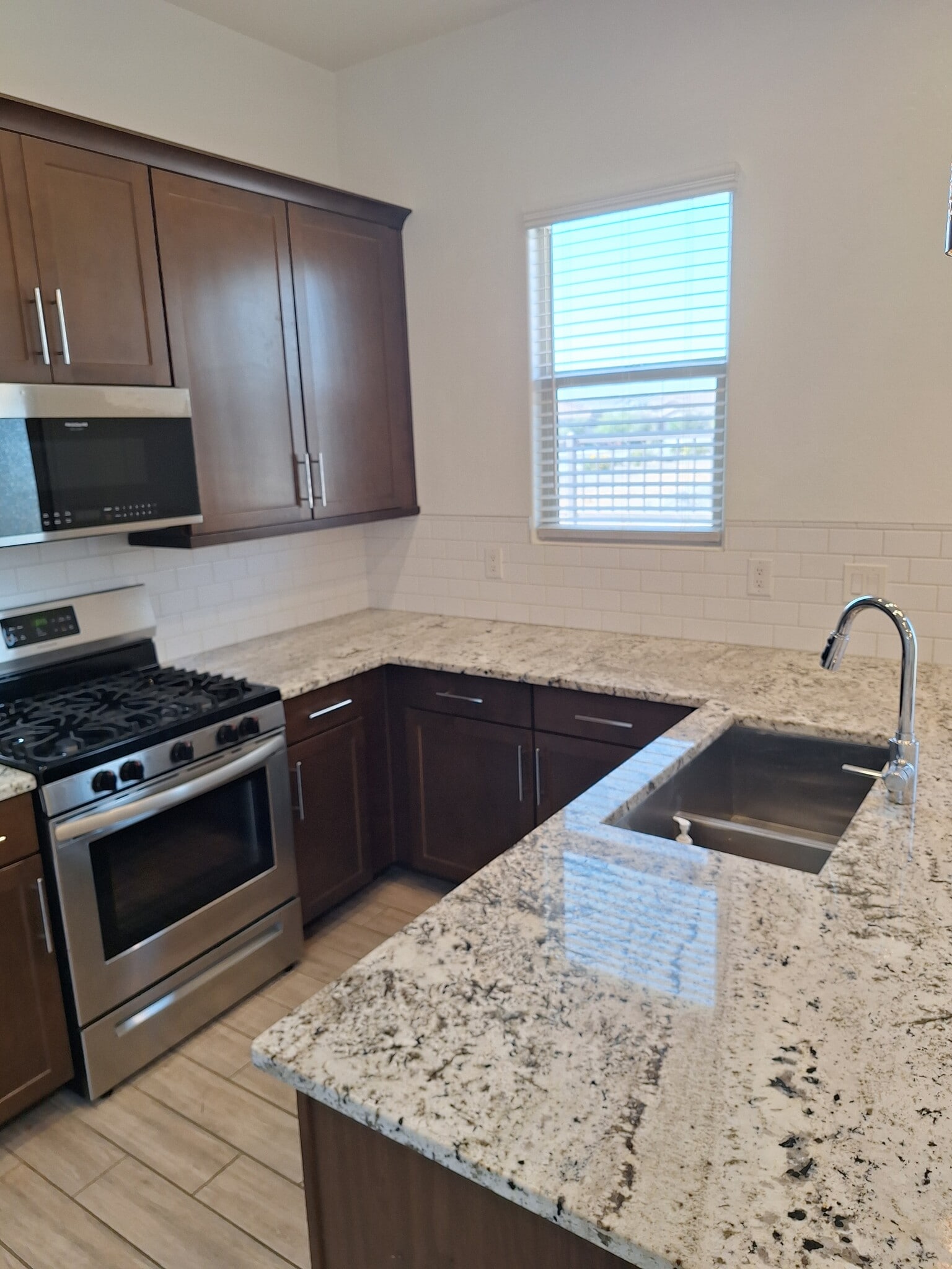 Building Photo - 24426 N 163rd Dr