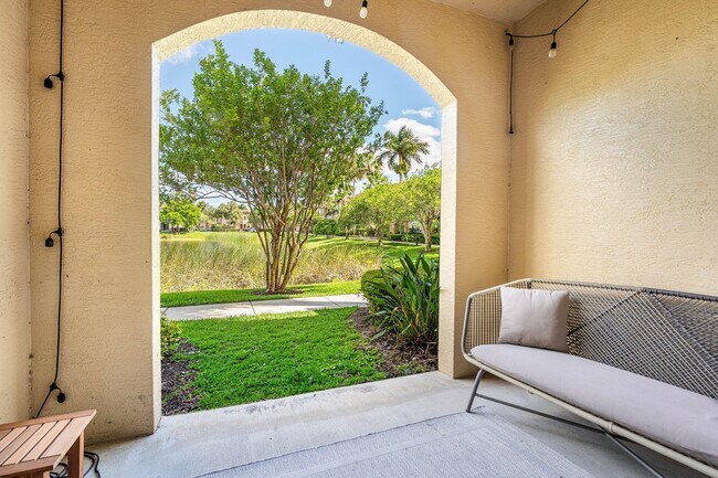 Building Photo - 4890 Bonsai Cir