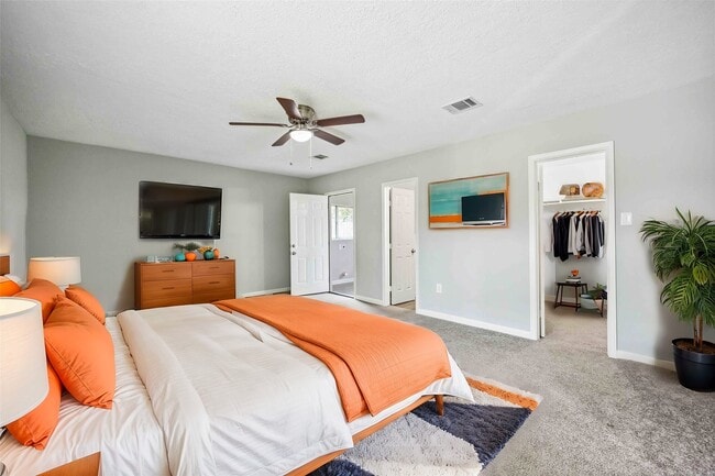 Building Photo - 7150 Mobud Dr