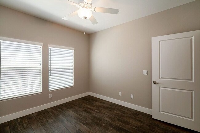 Building Photo - 845 Pantara Pl