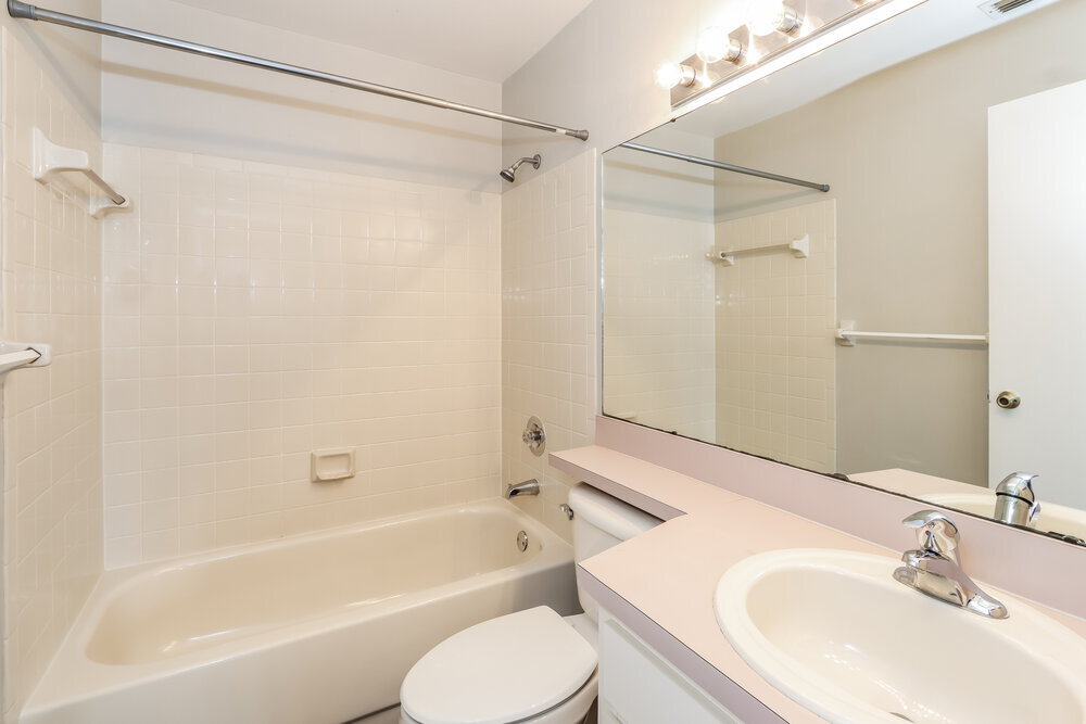 Building Photo - 409 Benson St