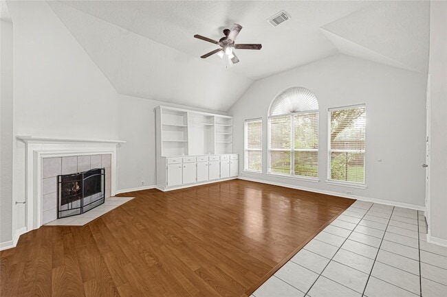 Building Photo - 7530 Broken Oak Ln