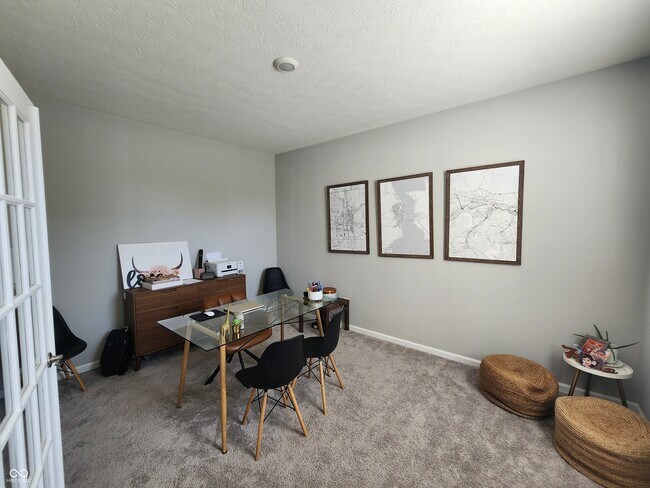 Building Photo - 2573 Plano Dr