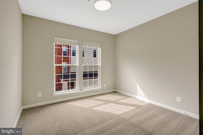 Building Photo - 42790 Lauder Terrace