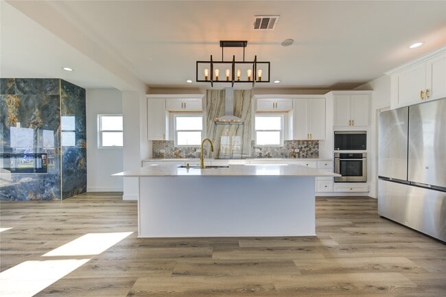 Building Photo - 21201 Scissor Tail Ln