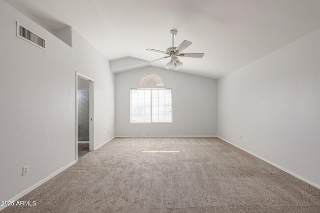 Building Photo - 4432 E Anderson Dr