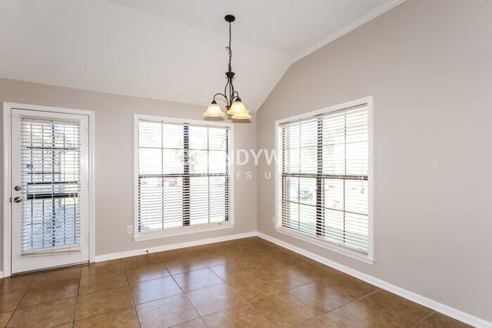 Building Photo - 9198 Chastain Pl