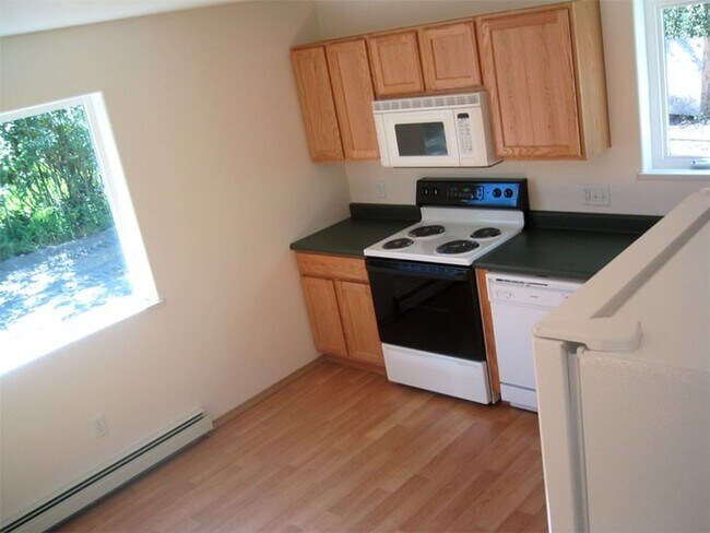 Building Photo - 4683 Bluegill Rd