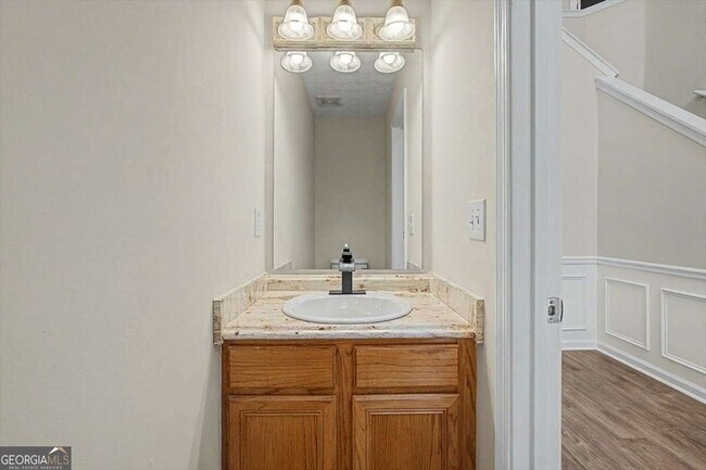 Building Photo - 1590 Waterway Pl SW
