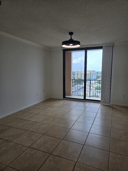 Primary Photo - 651 Okeechobee Blvd