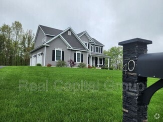 Building Photo - 40 Haywood Ln