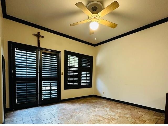 Building Photo - 109 E Del Mar Blvd
