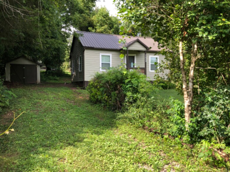 Building Photo - 7628 Sevierville Pike