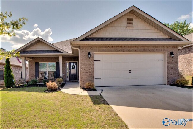 Building Photo - 155 Grey Fawn Trail