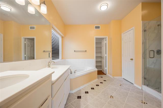 Building Photo - 4621 Gardenia Way
