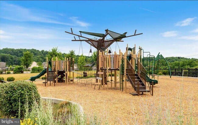 Building Photo - 4559 Tinder Box Cir