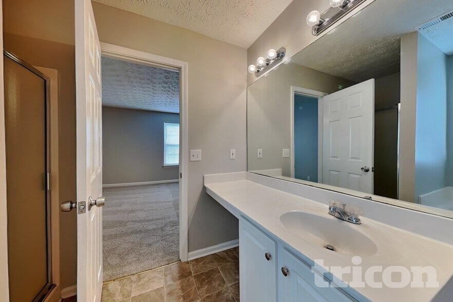 Building Photo - 4586 Darrowby Dr