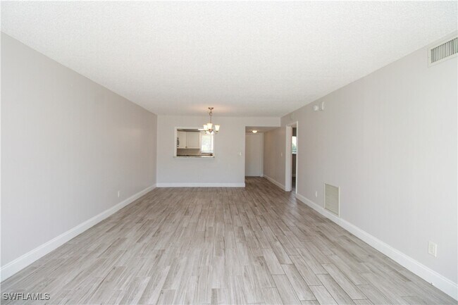 Building Photo - 5635 Rattlesnake Hammock Rd