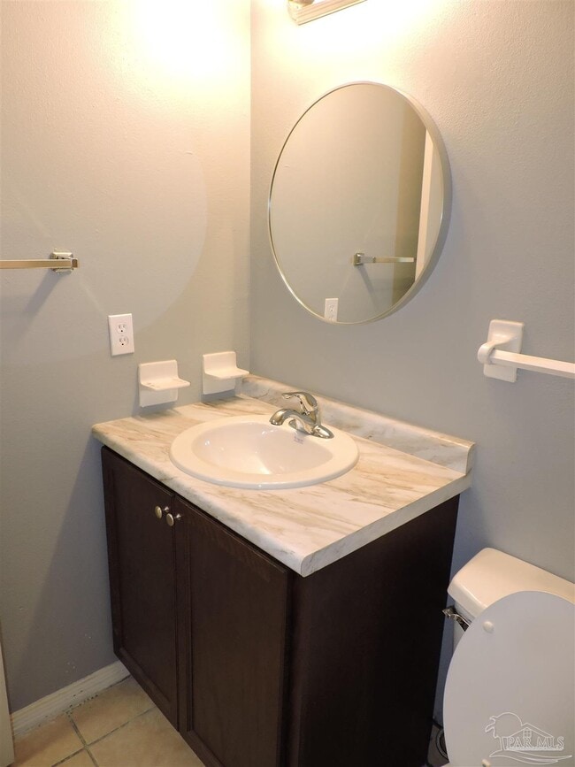 Building Photo - 5084 Yacht Harbor Dr
