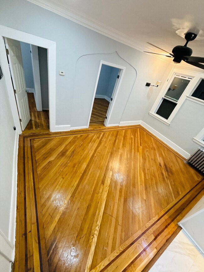 Building Photo - 15 Finlay Pl
