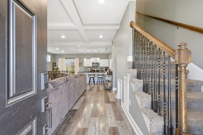 Building Photo - 1135 Charles Thomas Dr