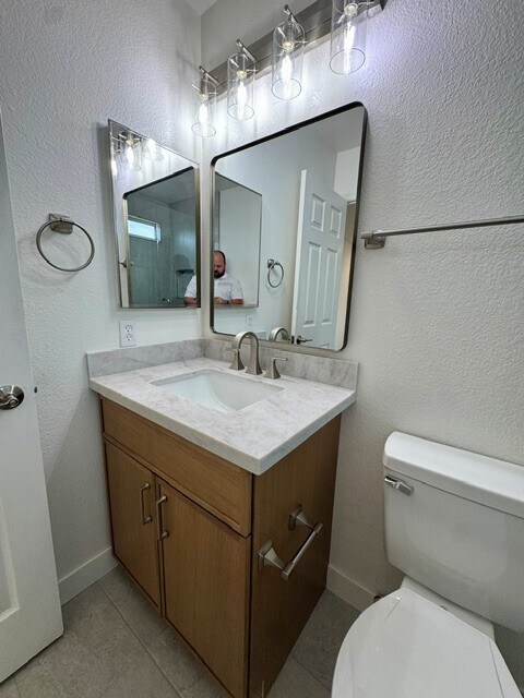 Building Photo - 446 S 86th Pl
