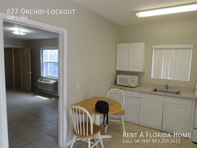 Building Photo - 627 Orchid-Lockout-