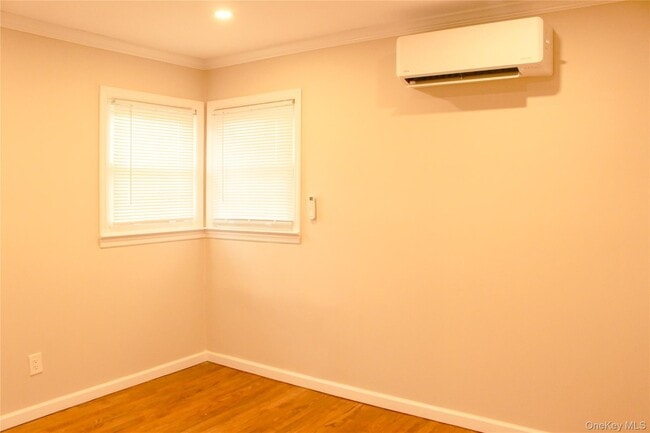 Building Photo - 121 Nassau Blvd