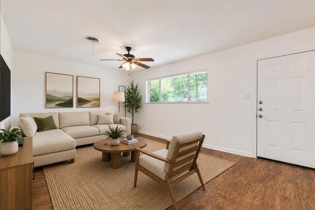 Building Photo - 1417 Braes Ridge Dr