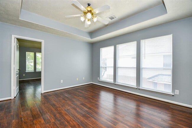 Building Photo - 12823 Dadebrook Ct
