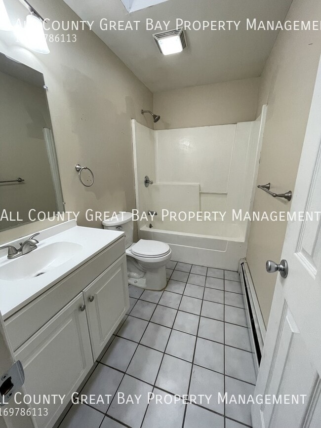 Building Photo - 531 Canal Rd