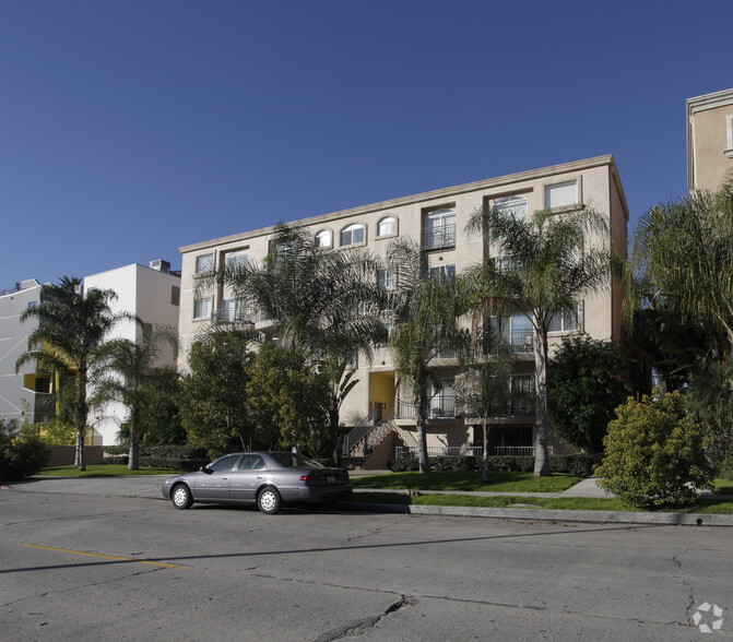 Building Photo - Wilcox Luxury Apartments
