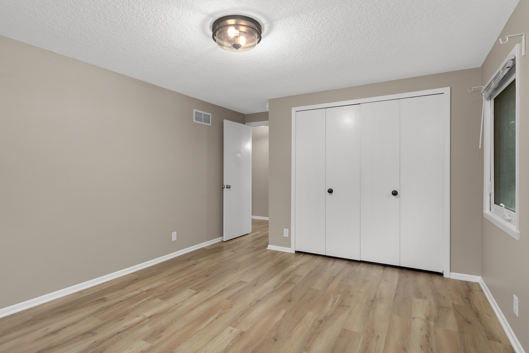 Bedroom - 2808 Aglen St