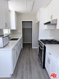 Building Photo - 231 S Waldo Ave