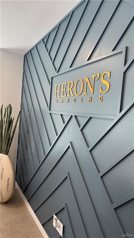 Building Photo - 28 Onyx Dr