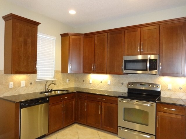 Building Photo - 13942 Darchance Rd