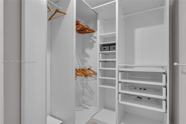 Building Photo - 8217 NW 46th St