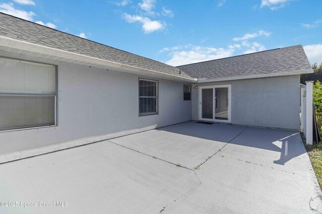 Building Photo - 3506 Egret Dr