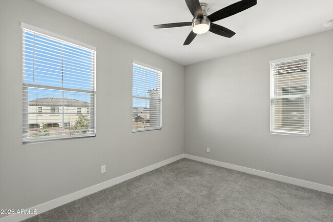 Building Photo - 13710 N 174th Ln