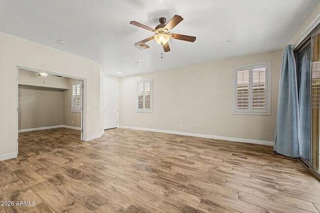 Building Photo - 7103 W Lone Tree Trail