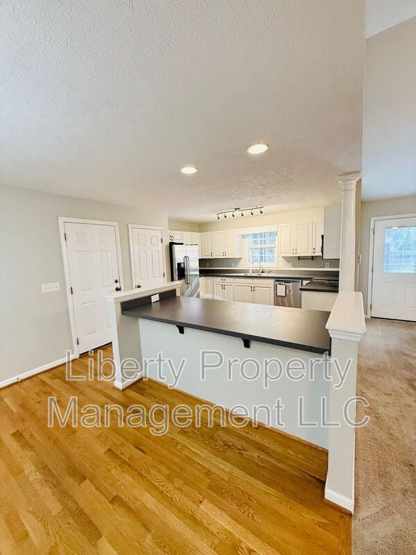 Building Photo - 48 Commonwealth Ct